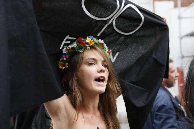 En París, se suicidó, uno de los fundadores del movimiento Femen (2) Oksana Shachko quien era una artista ucraniana