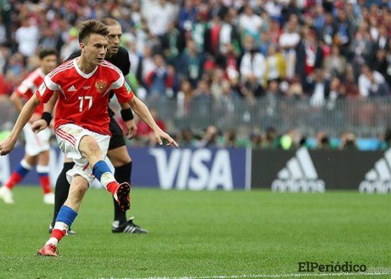 Aleksandr Golovín fichó por el AS Mónaco por la suma de 30 millones de Euros.