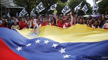 Chavistas respaldan a Maduro Caracas