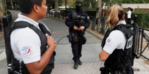 Un hombre mata a su madre y hermana en París al grito de “Alá es Grande” 1 Alá es Grande