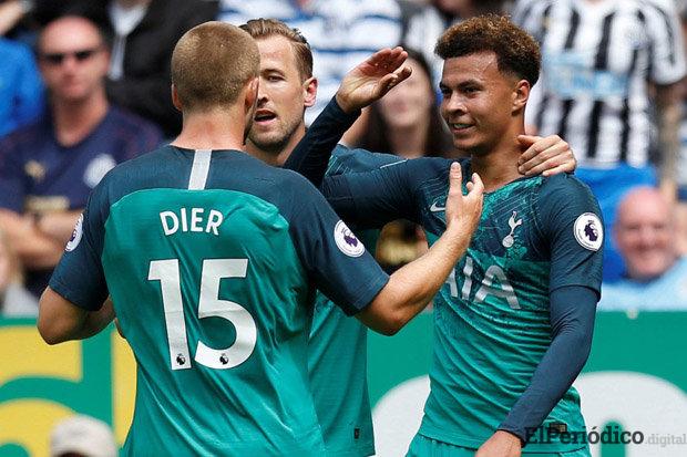 Tottenham Hotspur derrota al Newcastle United 1 El sabado 11 de agosto del 2018, el Tottenham Hotspur derrotó al Newcastle United por marcador de 1 a 2 en la jornada 1 de la Liga Premier Inglesa.