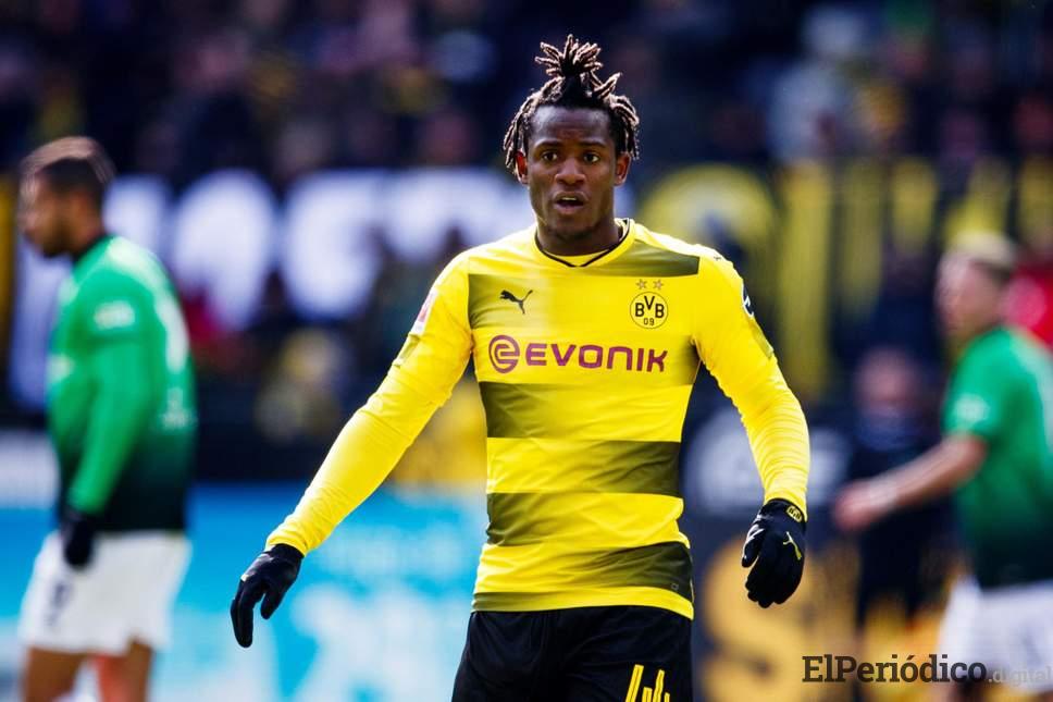 Fichajes Europa / Michy Batshuayi jugará en el Valencia CF en calidad de préstamo 1 El Valencia CF hizo oficial la llegada de Michy Batshuayi en calidad de préstamo. El delantero belga es ficha del Chelsea FC.