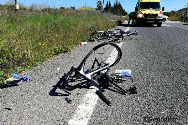Dos ciclistas murieron tras ser atropellados por conductor imprudente 2 En la mañana del 6 de agosto del 2018, ocurrió una terrible tragedia en la provincia de Tarragona. Dos ciclistas perdieron la vida al ser atropellados.