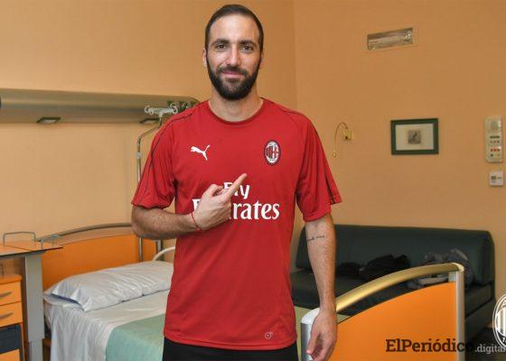 Este jueves 2 de agosto del 2018, Gonzalo Higuaín llegó a la ciudad de Milán-Italia con el fin de firmar contrato con su nuevo club.