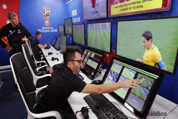 VAR VAR