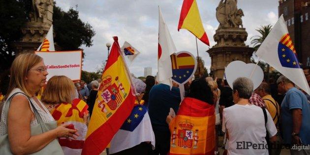 El miércoles 29 de agosto se realizó una manifestación en las puertas de la Ciutadella de Barcelona, donde resulto agredido periodista de Telemadrid