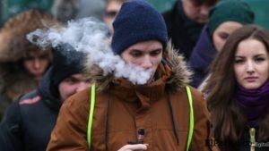 Aumenta el uso del cigarrillo electrónico en España luego de cuatro años de su regulación 1 cigarrillo