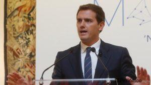 PP y Cs solicitan la comparecencia de Sánchez en el congreso después del escándalo de su tesis 1 Sánchez