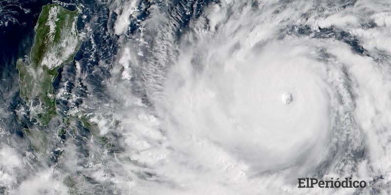 Un supertifón llamado Mangkhut, asota fuertemente el territorio de Filipinas, dejando gran cantidad de afectados a su paso.