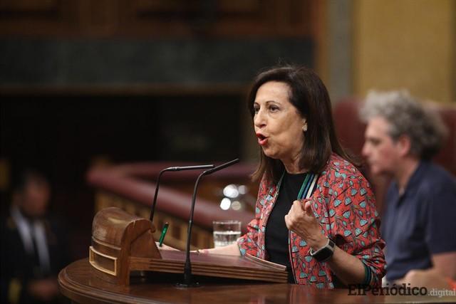 Ministra de la defensa del gobierno de Sánchez, Marcagrita Robles, asegura que la venta de las bombas a Arabia Saudí no se ha suspendido.