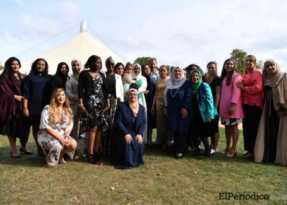 Meghan Markle presentó su libro de cocina en el Palacio de Kensington 1 meghan-markle-libro-kensington