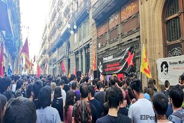 Manifestantes independentistas atentaron contra juzgados en Barcelona 1 Cataluña
