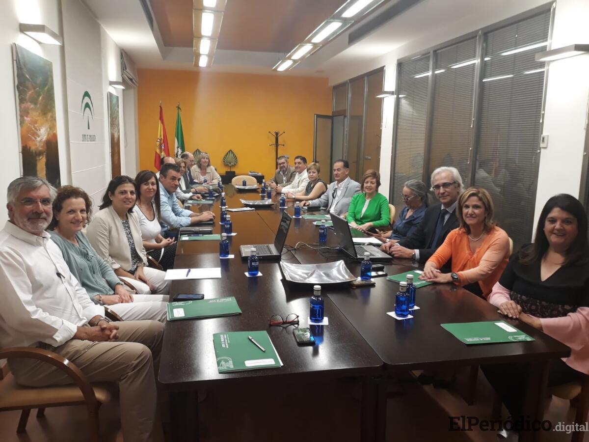 GRUPO DE INFRAESTRUCTURAS Salud y Familias pone en marcha el grupo de trabajo de para mejorar las infraestructuras en la provincia