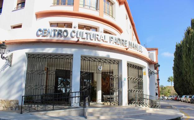 La Biblioteca Municipal de Estepona abre el martes con la Centro Cultural Padre Manuel en el que se encuentra la biblioteca /SUR