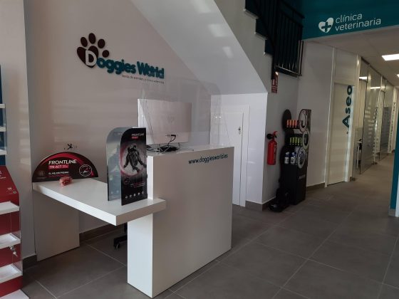 Doggies World abre sus puertas en Las Lagunas, Mijas 3