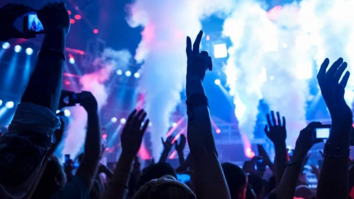 fiesta-nocturna-alcohol-baile-coronavirus-malaga