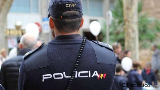 ¿Puede entrar la policía a mi casa en Navidad si sabe que hay más personas de las permitidas?