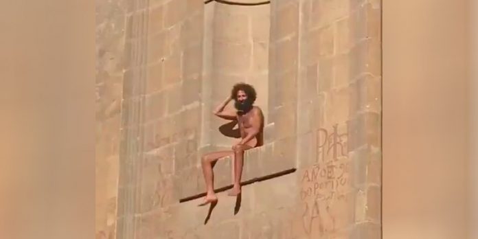 desnudo-catedral