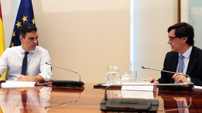 Pedro Sánchez coloca al Ministro de Sanidad Salvador Illa como candidato del PSC en sustitución de Miguel Iceta