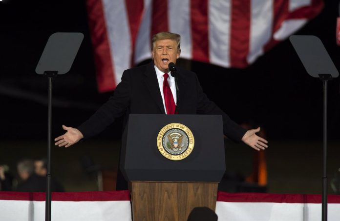 Ha sido aprobado el ‘impeachment’ por la Cámara Baja en contra de Trump con varios votos republicanos