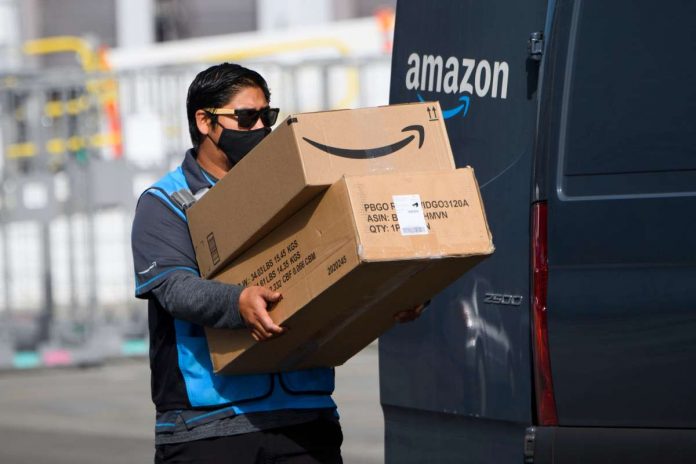 AMAZON CONDENADA A PAGAR 62 MILLONES POR QUEDARSE INDEBIDAMENTE CON MAS DE 50 MILLONES DE DOLARES DE LAS PROPINAS DE SUS REPARTIDORES