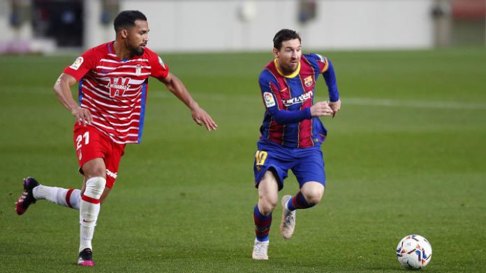 FC-Barcelona-v-Granada-CF---La-Liga-Santander-083f1e45b2b69c2109b1059eac193980