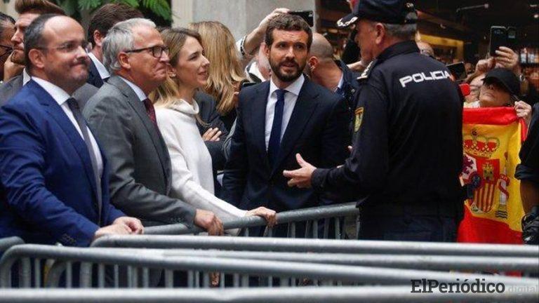 Casado culpa a los ministros que estan al frente el Primero de Mayo de ser los causantes de la crisis Casado culpa a los ministros que estan al frente el Primero de Mayo de ser los causantes de la crisis