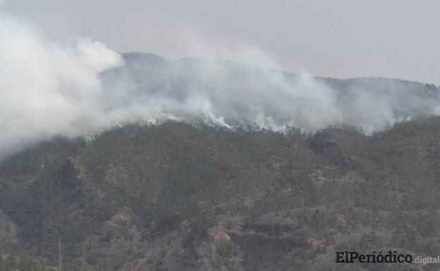 incendioar-kTiC-U140450511124cy-624x385@Canarias7