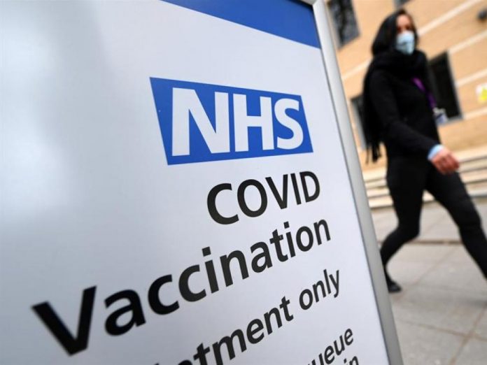 vacunacion-contra-el-coronavirus-en-el-reino-unido.jpeg