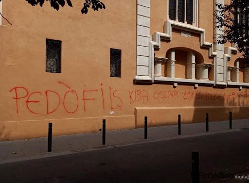 pintadas-fachada-manyanet-sant-andreu
