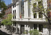 fachada exterior del ministerio del interior de España