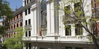 fachada exterior del ministerio del interior de España