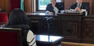 Cinco años y medio de cárcel por intentar asesinar a su hijo con laxantes y diuréticos