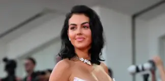 Ni tops ni leggings ajustados: Georgina Rodríguez sorprende con su nuevo look deportivo