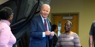 Elecciones en Estados Unidos, en vivo | El presidente Joe Biden vota por anticipado en Delaware
