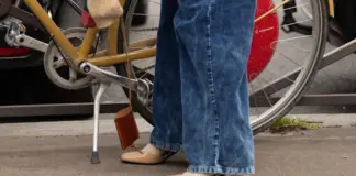 Adiós zapatillas: estos son los zapatos de tacón cómodo que para llevar con vaqueros