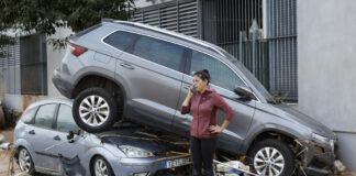 La ruina de las ayudas para los 100.000 coches afectados:«Me pagan 500 euros, pero uno de segunda mano cuesta 2.500»