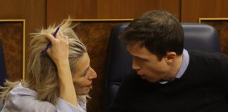 El 'caso Errejón' hunde a Sumar y deja a Podemos al borde del 'sorpasso' a Yolanda Díaz