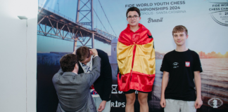 Javier Habans, un campeón del mundo navarro de ajedrez con 16 años: "Lo tiene todo. Una memoria espectacular, imaginación..."