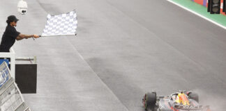Las opciones de Verstappen para ser campeón en Las Vegas y su dardo a la prensa británica: "¿Han salido corriendo al aeropuerto?