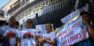 Familiares de detenidos en protestas en Venezuela exigen liberación de sus seres queridos