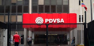 Al menos 5 heridos tras incendio en gasoducto de PDVSA en el estado Monagas; el gobierno lo perfila como "ataque"
