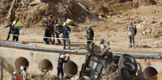 La crisis de mano de obra amenaza la reconstrucción de Valencia: las constructoras piden 30.000 trabajadores y urgen al Gobierno a traer inmigrantes