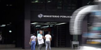 Familias esperan respuesta tras revisión de casos de detenciones poselectorales en Venezuela