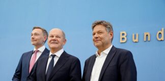 El choque por las políticas económicas lleva al tripartito alemán al borde de la ruptura