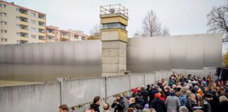 El agridulce 35º aniversario de la caída del Muro en Alemania: con Trump, sin Gobierno de coalición y con un ‘muro mental’