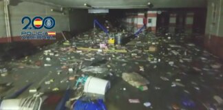 Primeras imágenes del interior del parking del centro comercial Bonaire donde esperaban encontrar decenas de muertos por la DANA