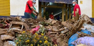 "Hay gente que se va a quitar la vida": la desesperada petición de ayuda de los vecinos tras la DANA