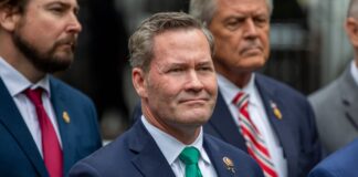 Trump nombra al congresista Mike Waltz consejero de seguridad nacional