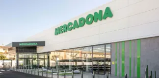 Mercadona arrasa con un producto que hace crecer las pestañas rápido: cuesta menos de cuatro euros